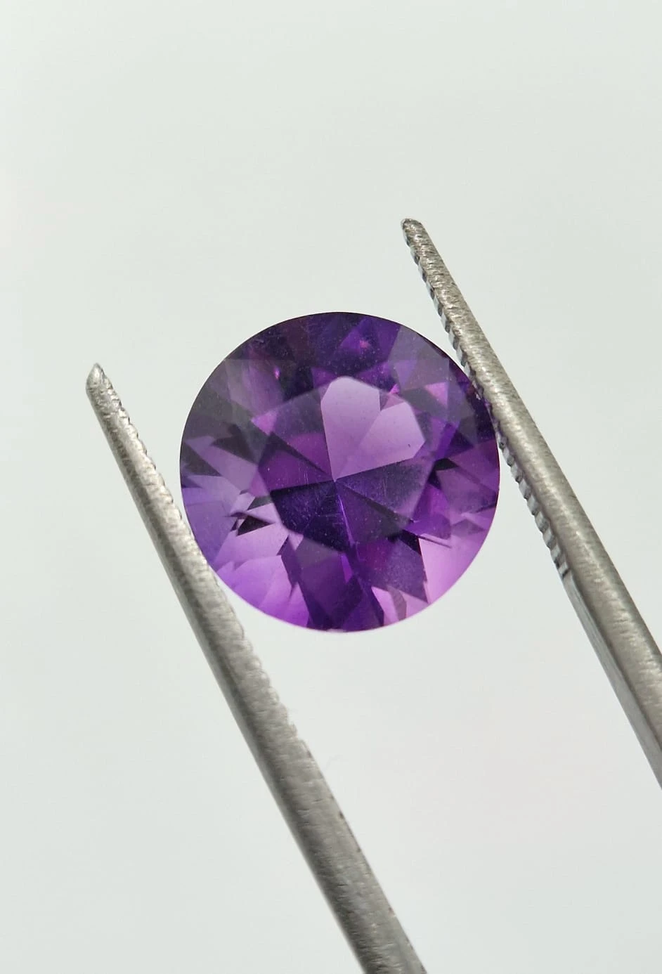 3.66ct Amethyst Round Cut Loose Gemstone from Nigeria — view 5